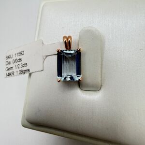 NWT 2.3ct (7x9mm) emerald cut Aquamarine solitaire pendant in 14kt rose gold!